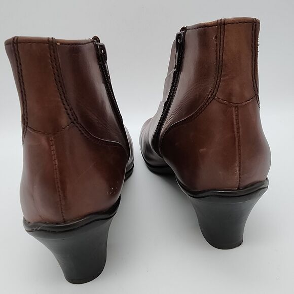Earth Spirit Classics Fiona Ankle Boots Womens 10 Brown Leather Pleated Booties - Picture 4 of 12